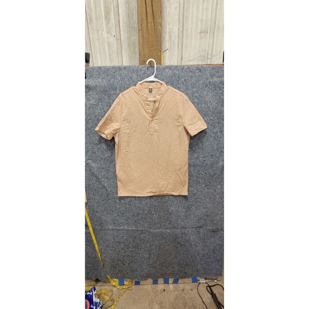 Manfinity Men's XL Beige Beach Lightweight‎ Short Sleeve Center 3 buttons